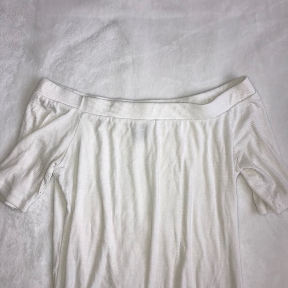 off-shoulder bodysuit - Picture 2 of 3